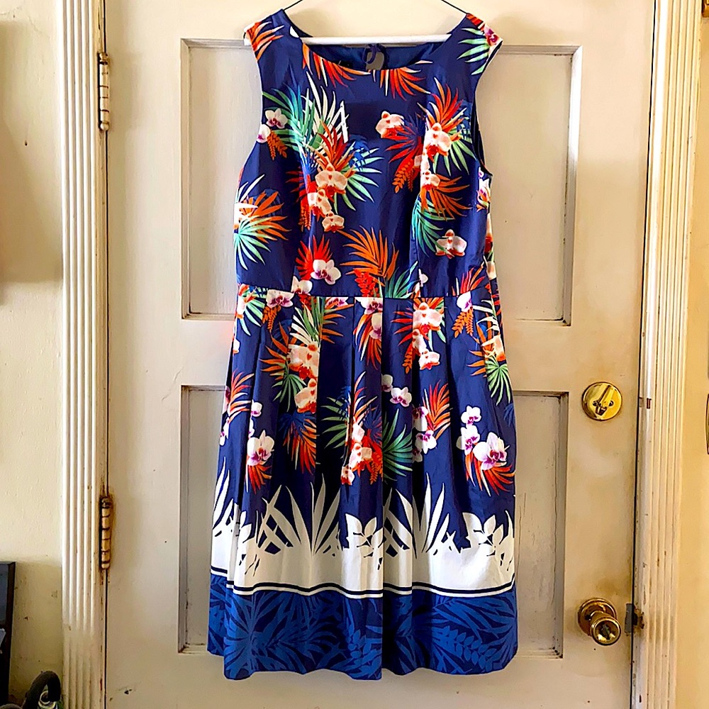 Tropical dress